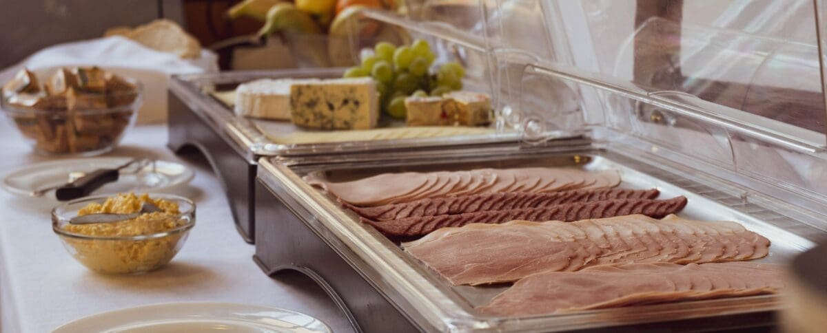 Hôtellerie : 9 pistes pour réduire les déchets au petit-déjeuner